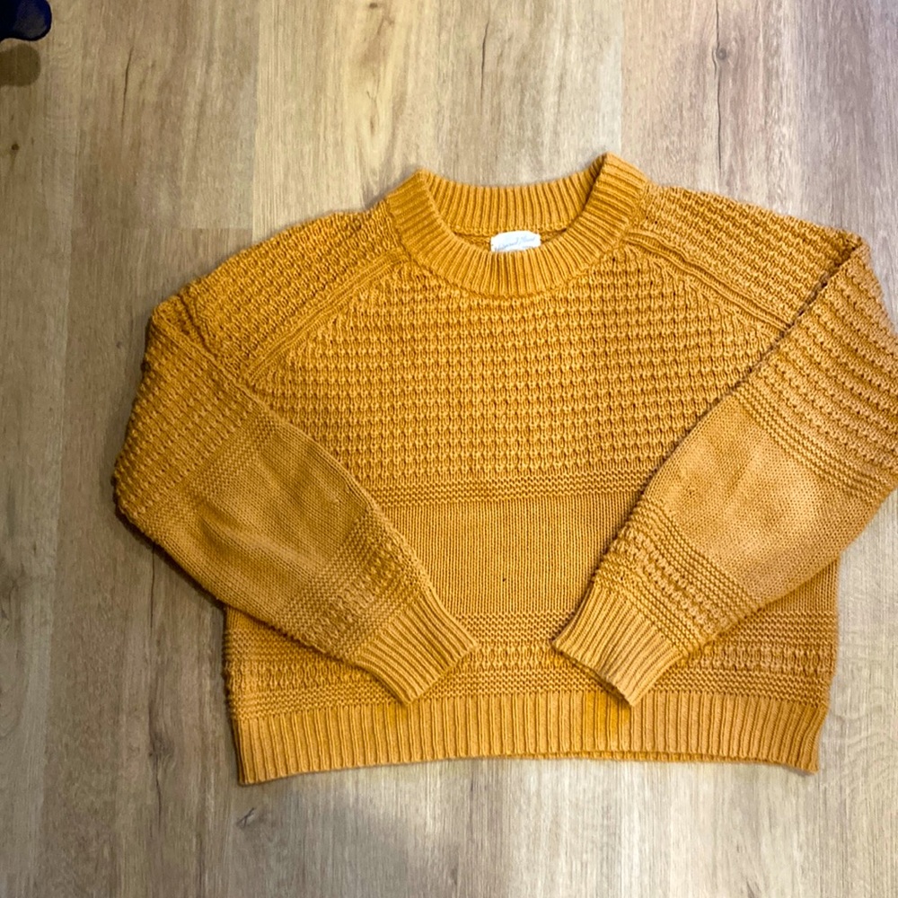 Knit sweater